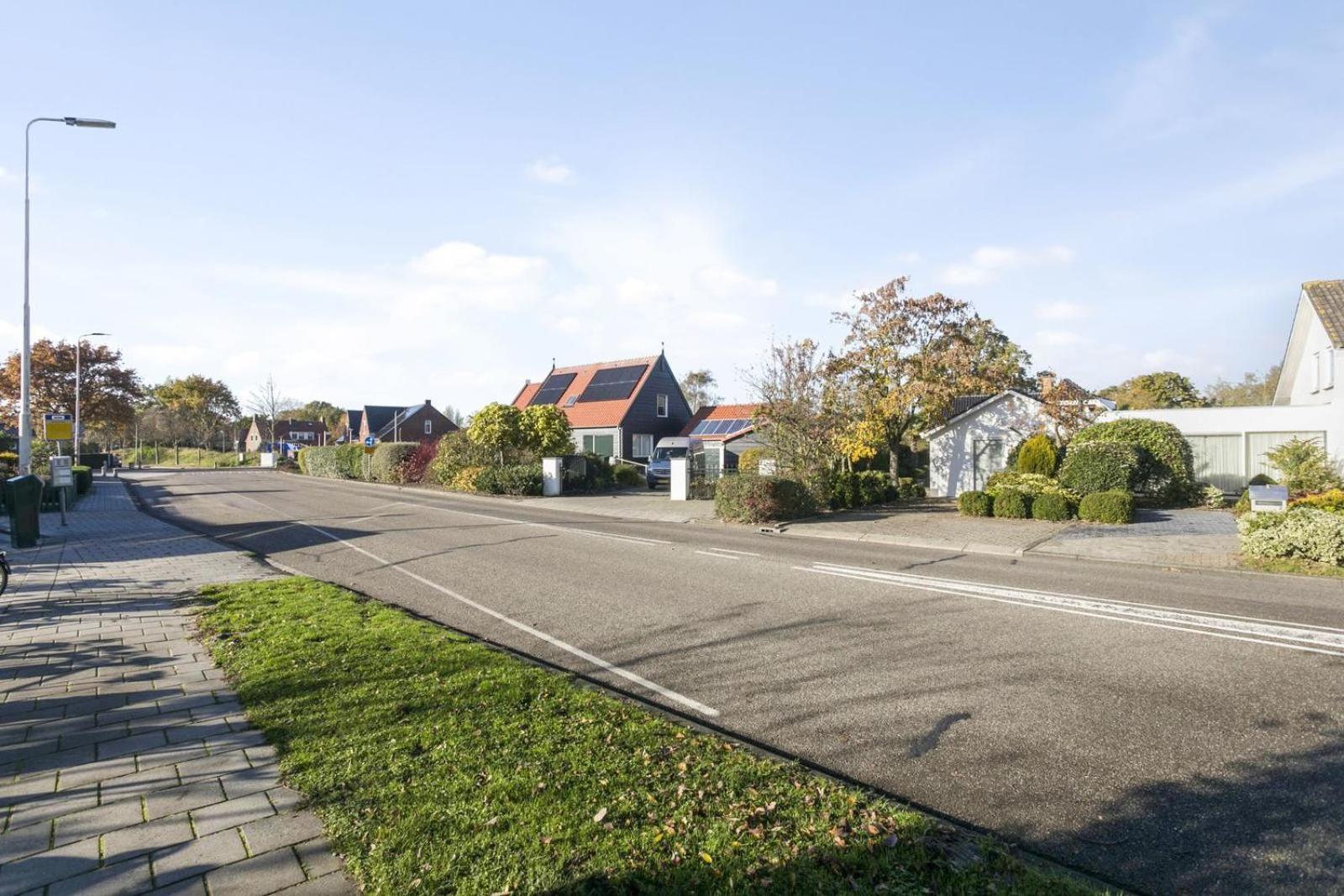 Holiday Home Beach Bubbles - Near The Beach With Big Garden - Not For Companies Ouddorp Esterno foto