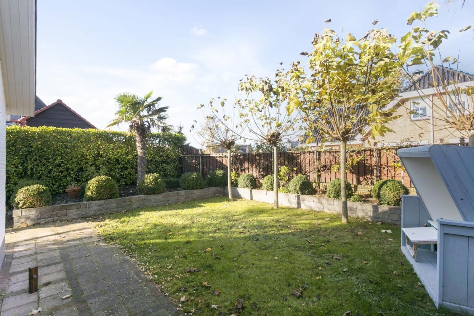 Holiday Home Beach Bubbles - Near The Beach With Big Garden - Not For Companies Ouddorp Esterno foto